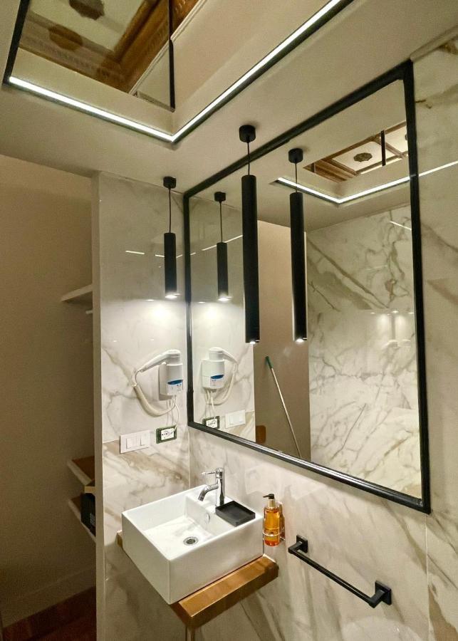 Z-archsuites Urbs * Roma